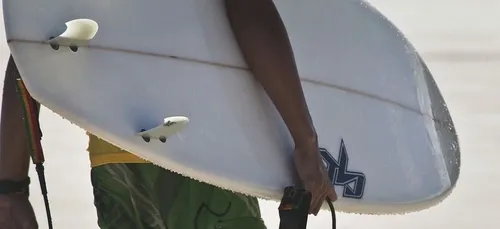 Devenez champion de France de surf à la maison !