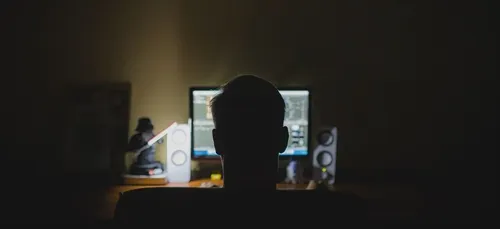 Haine en ligne : la fin de l’impunité