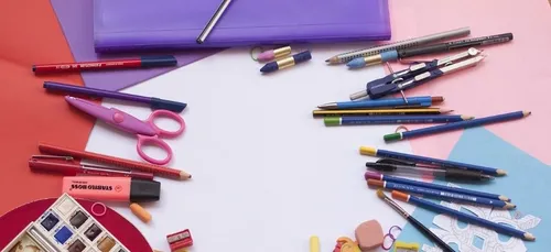 Allocation de rentrée scolaire : majorée de 100 € et versée la...