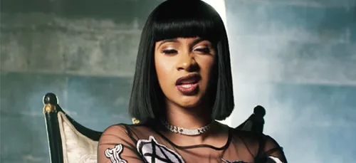 Cardi B : menacée par un gang après une publication sur Instagram...