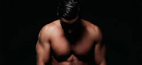 Lacrim balance un extrait de son featuring avec JuL (vidéo)