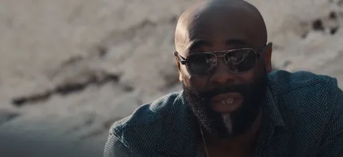 « Wesh Netflix petite tchoin » : quand Kaaris tease « Bronx » à sa...