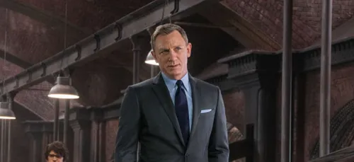 James Bond : 32 000 litres de Coca-Cola déversés pour une cascade...