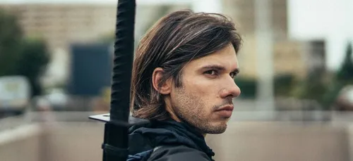 Orelsan : une pétition pour l'annulation de ses récompenses aux...