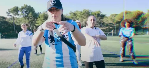 Des femmes reprennent "Bande organisée" de JuL pour dénoncer le...