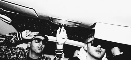 Vald et Heuss L'Enfoiré dévoilent "Guccissima" + "Matrixé" et...