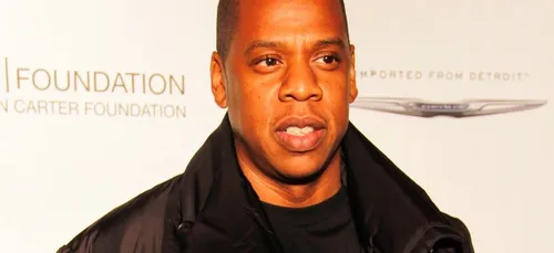 Jay Z sort les dollars pour faire la fête !