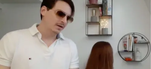 Une reprise hilarante de « Bande Organisée » version piano buzz sur...