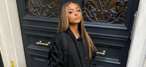 Wejdene tease un nouveau morceau, une phrase fait polémique (vidéo)