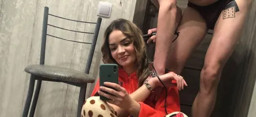 Un couple va vivre enchaîné pendant trois mois pour tester son...