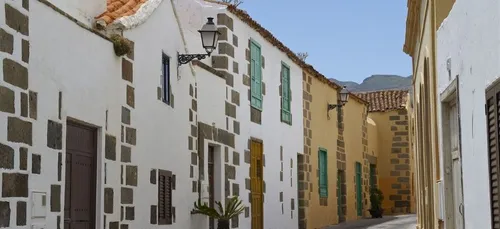 Ce village espagnol est à vendre pour le même prix qu’un...