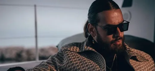 SCH en concert unique à vivre depuis une chambre d'hôtel