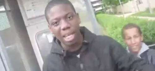 Dinos surprend ses fans en dévoilant un vieux freestyle quand il...