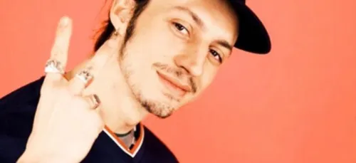 Roméo Elvis : le rappeur a été refoulé par la marque Lacoste