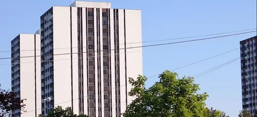 Pessac : incendie dans une tour de 18 étages, 60 personnes évacuées