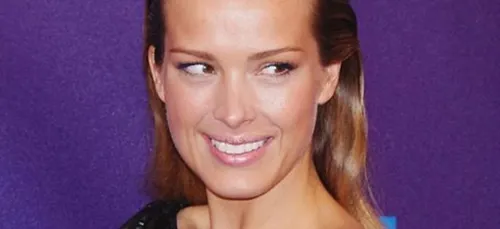Festival de Cannes : Petra Nemcova dévoile accidentellement sa...