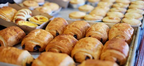 La bataille « pain au chocolat » contre « chocolatine » arrive à...