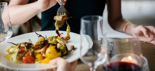 Voilà comment la musique des restaurants influence vos commandes