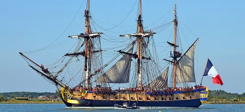 L’Hermione fait escale à Bordeaux
