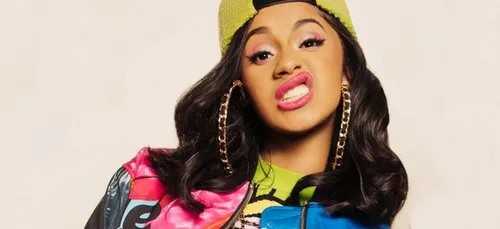 Cardi B : nue et enceinte de huit mois, sa photo déçoit les fans !