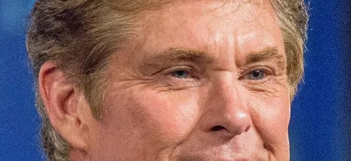 David Hasselhoff (Alerte à Malibu) va bientôt se marier…avec une fan !