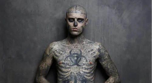 Le mannequin Zombie Boy est mort