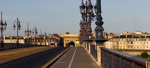 Bordeaux : franchir le pont de Pierre pourrait nous coûter cher