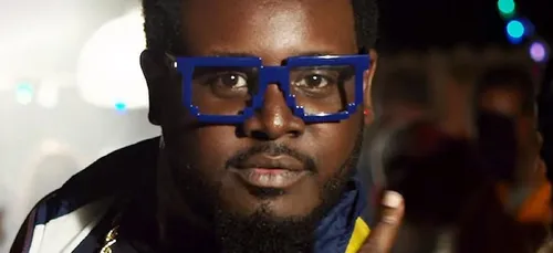 T-Pain : visé par des projectiles, il interrompt son concert (vidéo)