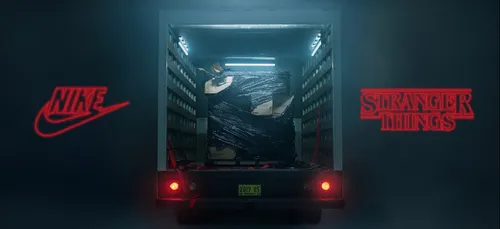 Nike sort une collection de sneakers et vêtements Stranger Things...