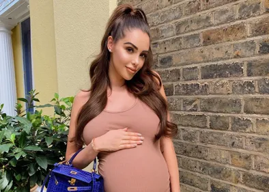 Enceinte, Nabilla a été transportée à l’hôpital en urgence