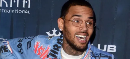 Chris Brown harcèle les proches de Rihanna pour la reconquérir !