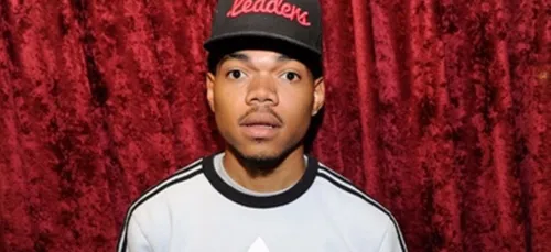 Chance The Rapper filme en direct son arrestation par la police !...