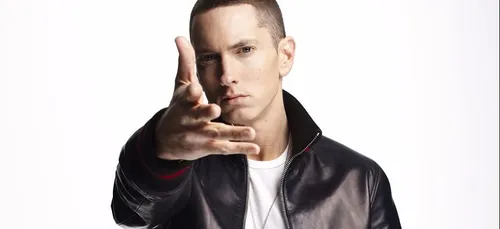 Eminem clashe violemment Donald Trump dans un freestyle (Vidéo)