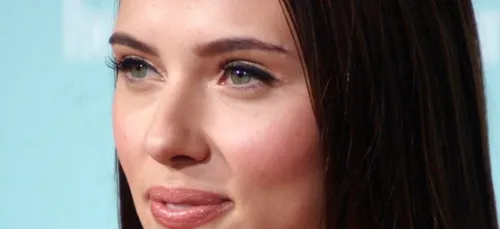 Scarlett Johansson : victime de "Fake Porn", elle réagit !