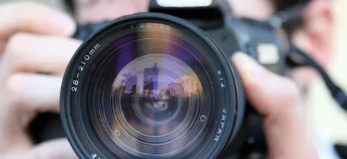 Golden Globles 2019 : une inconnue s'incruste sur toutes les photos...