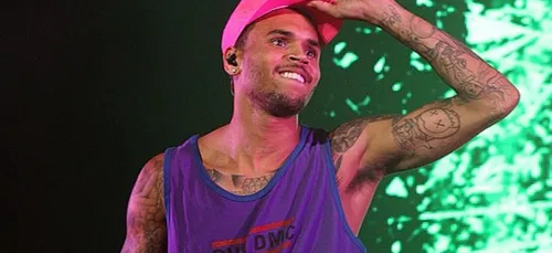 Chris Brown est sorti de garde à vue et clame son innocence
