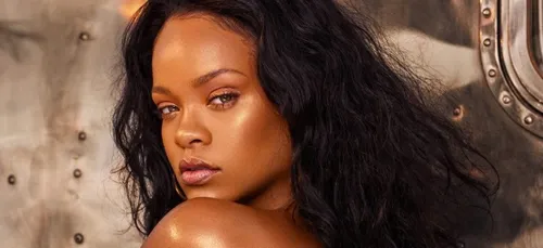 Rihanna : carton rouge pour sa collection de lingerie sexy spéciale...