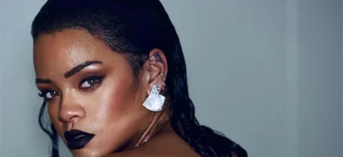 Rihanna : Cara Delevingne révèle pourquoi elle louchait sur son...