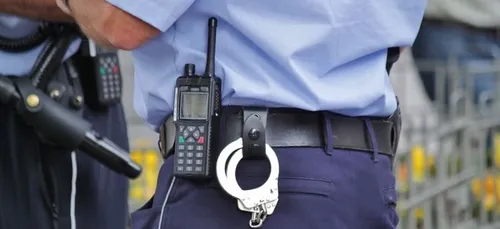 Gironde : un homme armé interpellé après s’être retranché à son...