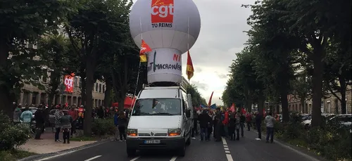 1ère manifestation sous Macron contre la loi travail