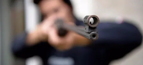 Enfant blessé par un tir de plomb