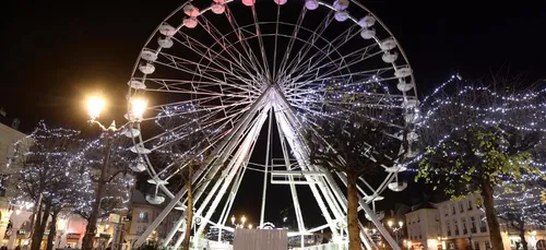 Une grande roue place d’Erlon à Reims