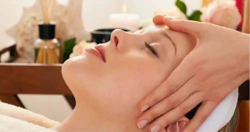 Un poste d'esthéticienne