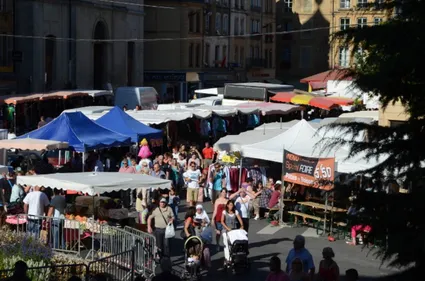 Attention, une foire peut en cacher une autre