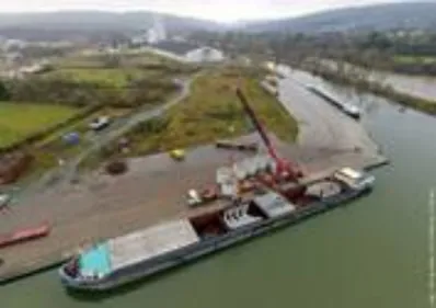 Le port de Givet a le vent en poupe