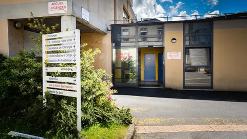 Touche pas à mon hôpital !