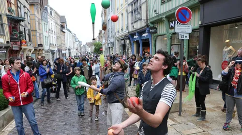 C'est parti pour 3 jours de Jonglages à Troyes!