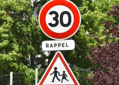 Coup d'accélérateur pour la zone 30 à Reims