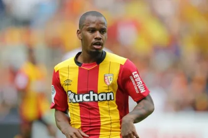 Une nouvelle défaite et un nouveau joueur pour l'Estac