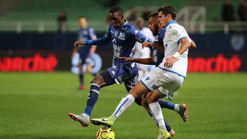 L'Estac poursuit sa remontada